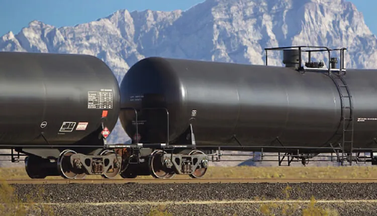 Railcars available for lease and sale